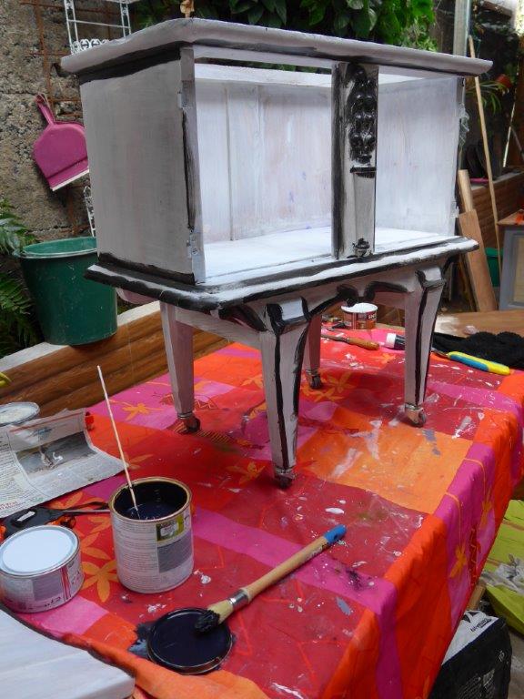 petit meuble repeint effet usé les Ateliers d'Anis, Réunion petit meuble repeint effet usé les Ateliers d'Anis, Réunion